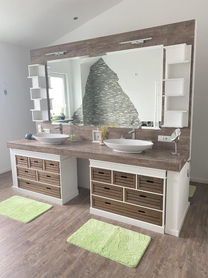 Ferienwohnung Ankerplatz Emden Esterno foto